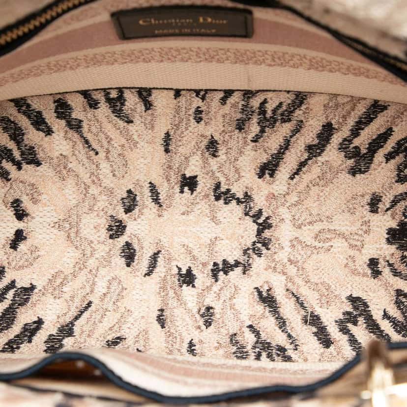 Dior Medium Embroidered Canvas Tie Dye Lady D Lite Pink Canvas Very good condition - Model View