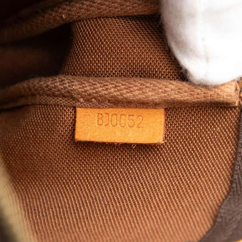 Louis Vuitton Monogram Pochette Accessoires Brown Fair condition - Box View