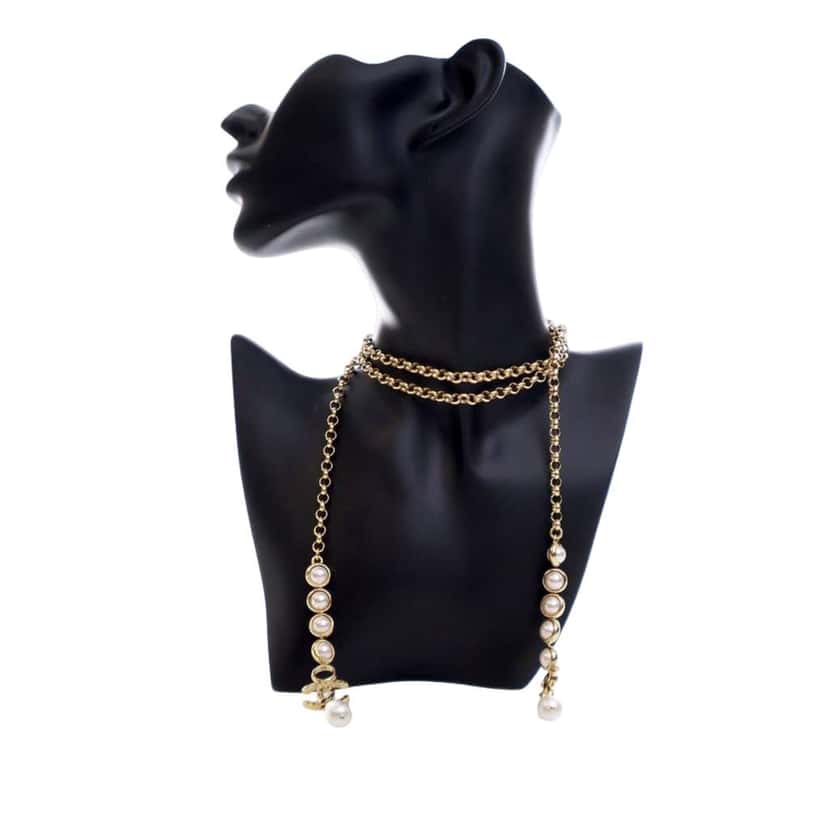 Chanel CC Gold Plated Faux Pearl Wrap Around Necklace Gold Metal Very good condition - Front View
