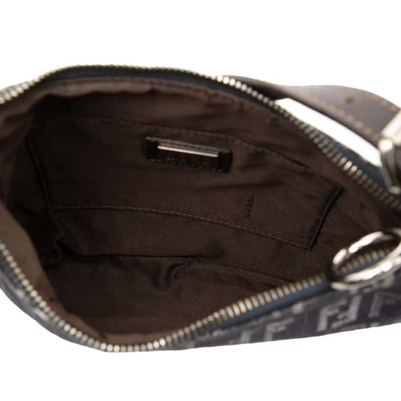 Fendi Zucchino Denim Oyster Shoulder Bag Blue Denim Good condition - Model View