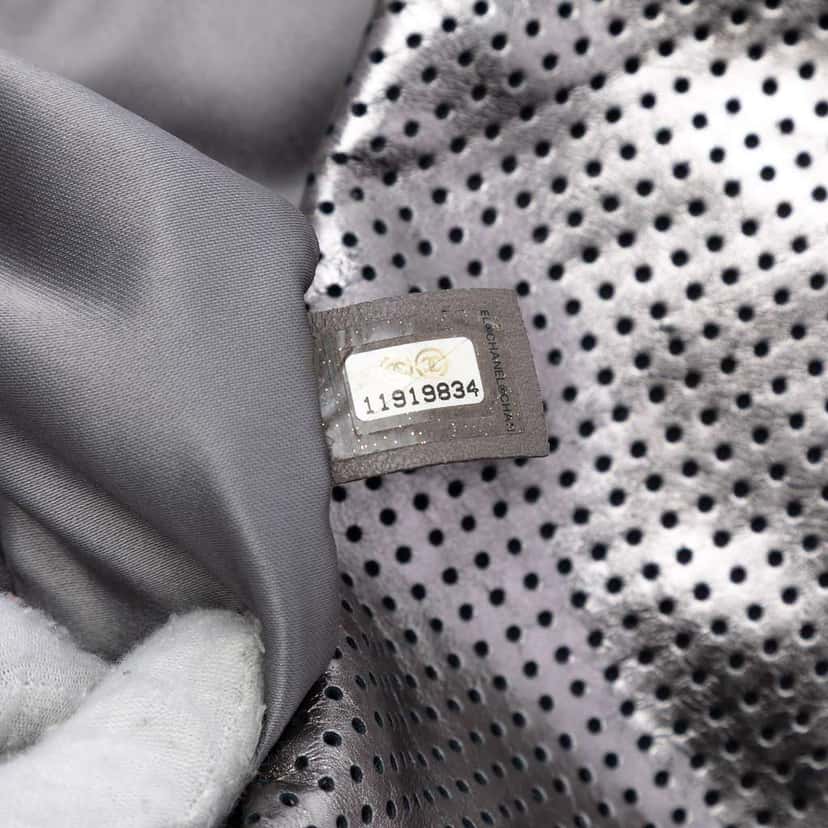 Chanel Medium Reissue Perforated Calfskin Drill Flap Silver Leather Good condition - Box View