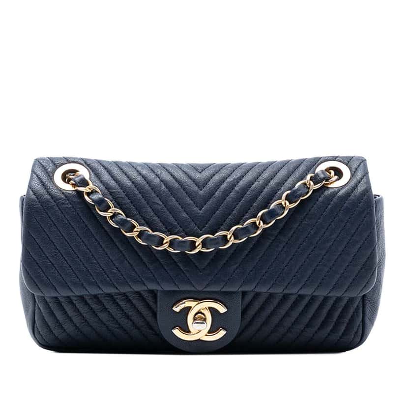 Chanel Small Chevron Wrinkled Calfskin Medallion Charm Surpique Flap Blue Leather Good condition - Front View