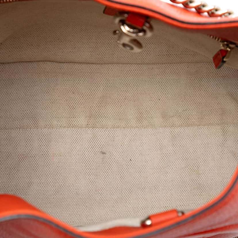Gucci Medium Leather Soho Chain Tote Orange Leather Very good condition - Model View