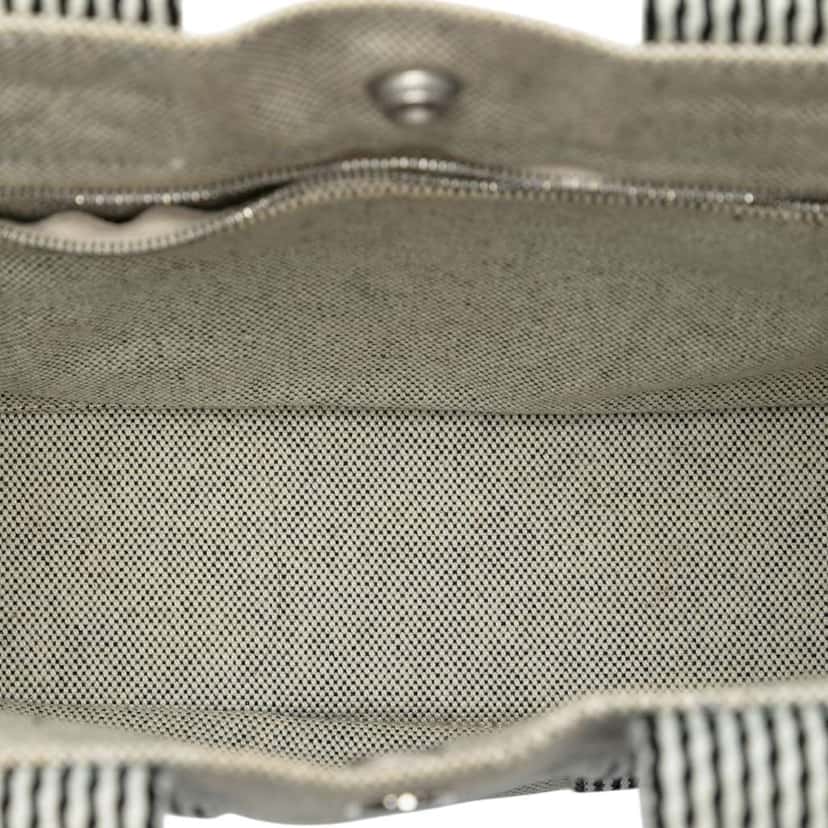 Hermès Canvas Fourre Tout PM Grey Canvas Good condition - Model View