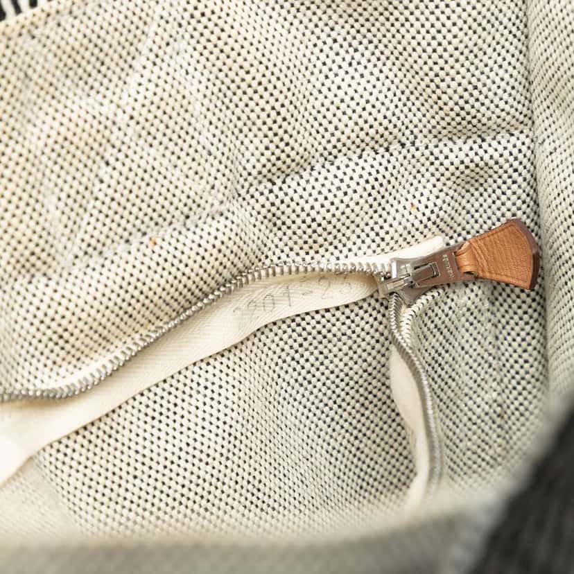 Hermès Canvas Fourre Tout PM Grey Canvas Good condition - Box View