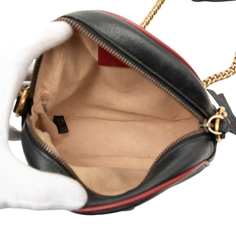 Gucci Mini GG Marmont Matelasse Leather Torchon Round Crossbody Black Leather Very good condition - Model View