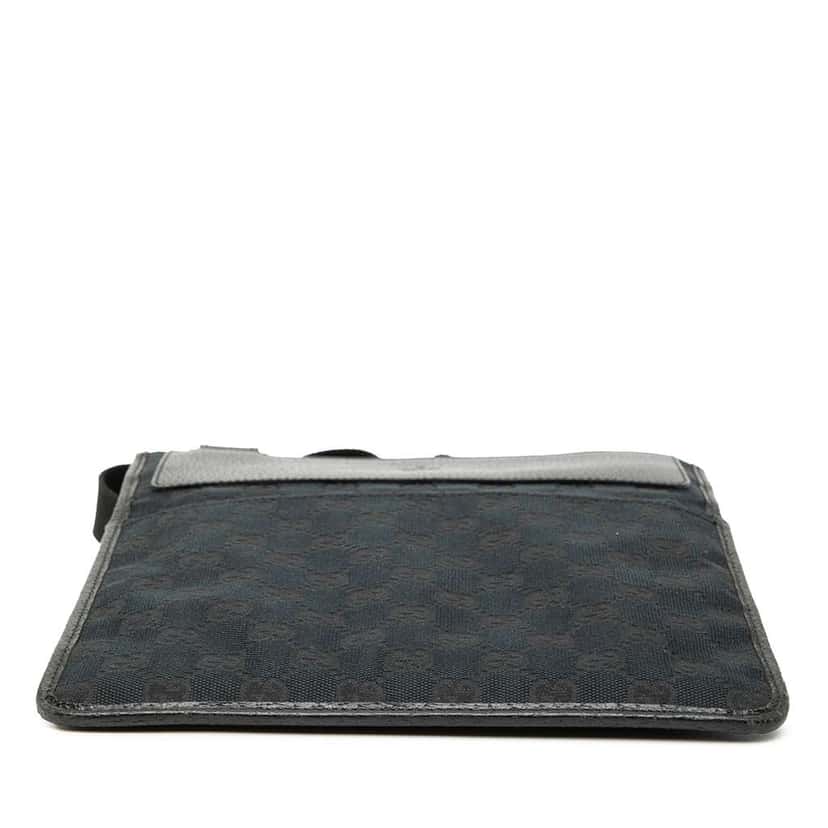 Gucci GG Canvas Crossbody Black Canvas Very good condition - Inside View