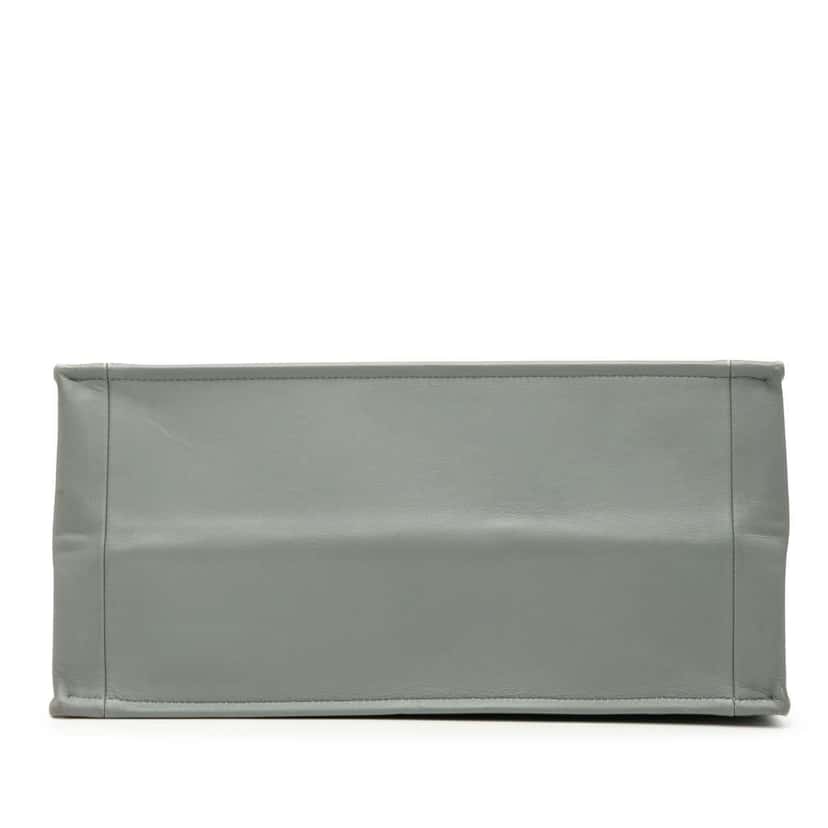 Dior Medium Embossed Leather Book Tote Grey Leather Very good condition - Inside View