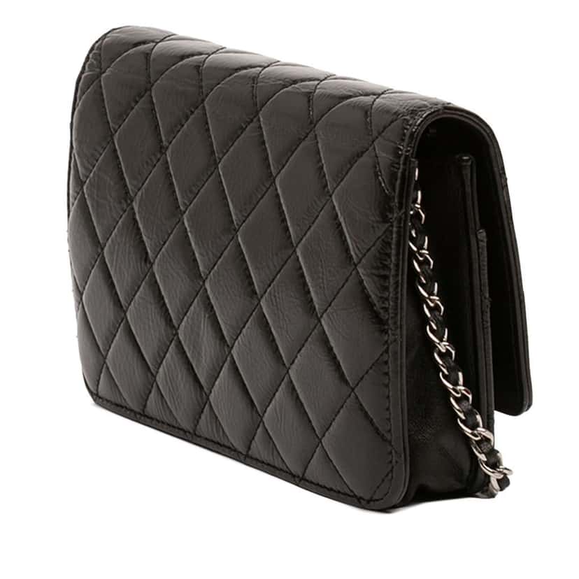 Chanel CC Quilted Crinkled Patent Wallet On Chain Black Leather Very good condition - Back View