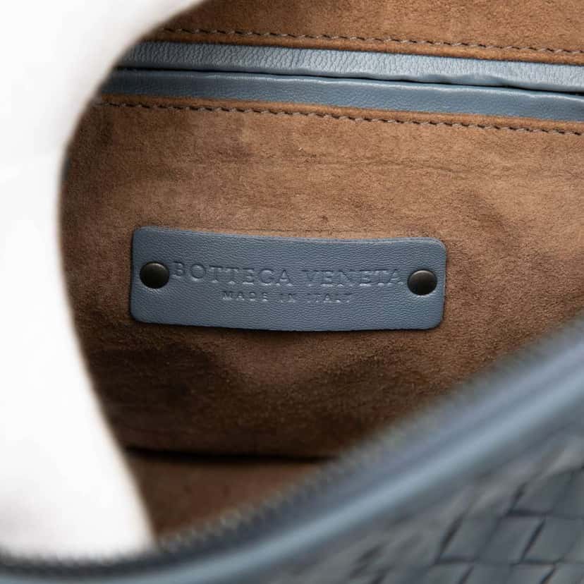 Bottega Veneta Nappa Intrecciato Nodini Crossbody Blue Leather Good condition - Box View