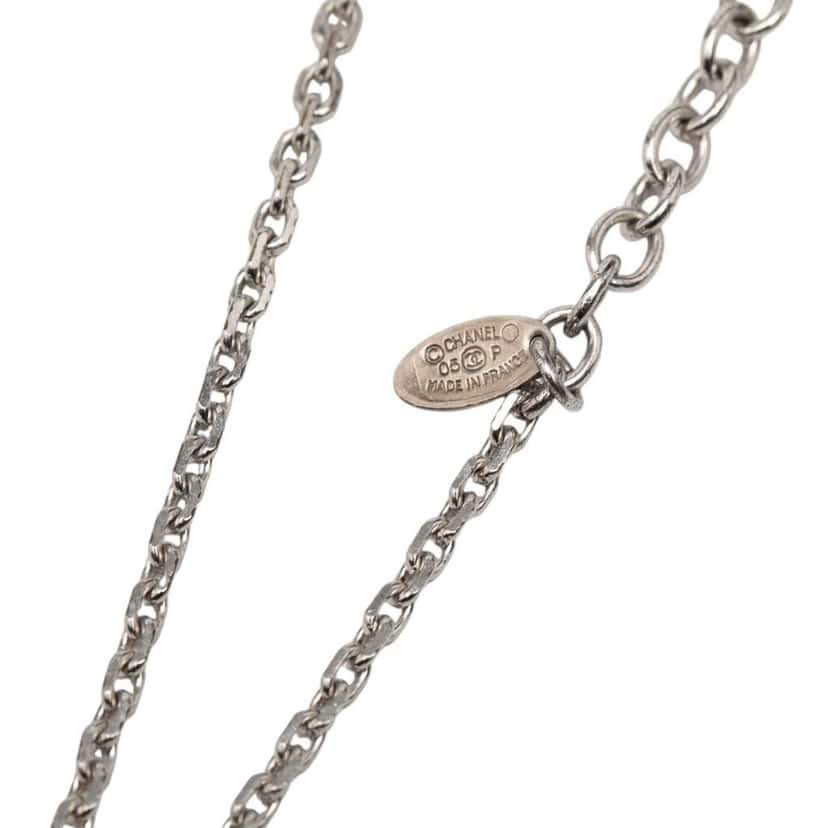 Chanel CC Silver Plated Resin Rhinestone Pendant Necklace Silver Metal Very good condition - Box View