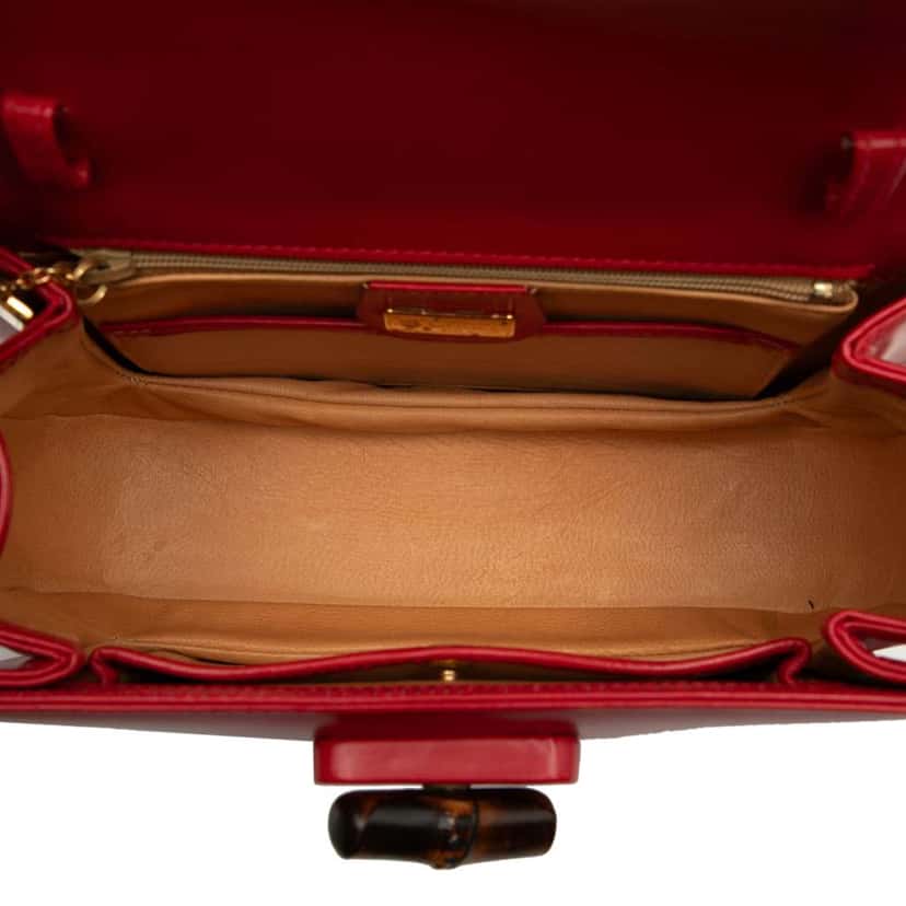 Gucci Small Calfskin Bamboo Night Red Leather Very good condition - Model View