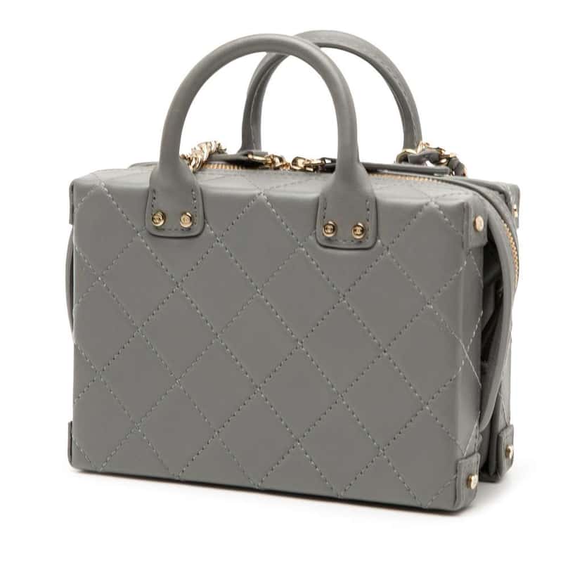 Chanel Small CC Quilted Calfskin Top Handle Convertible Vanity Case Grey Leather Very good condition - Back View