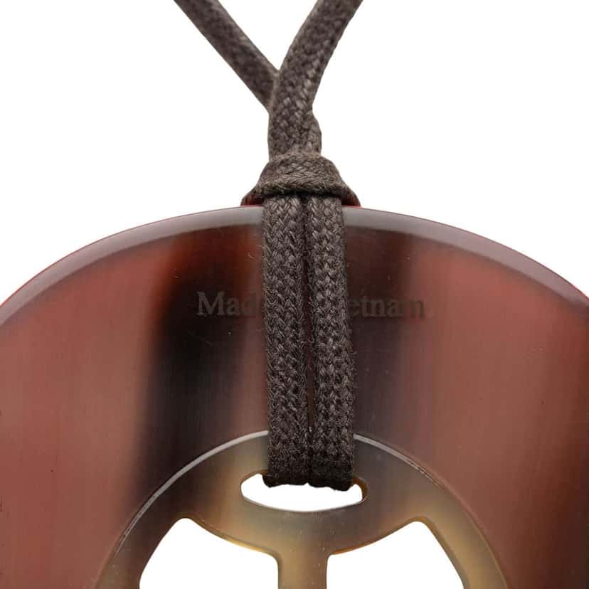 Hermès Buffalo Horn and Lacquer Lift Pendant Necklace GM Red Good condition - Inside View