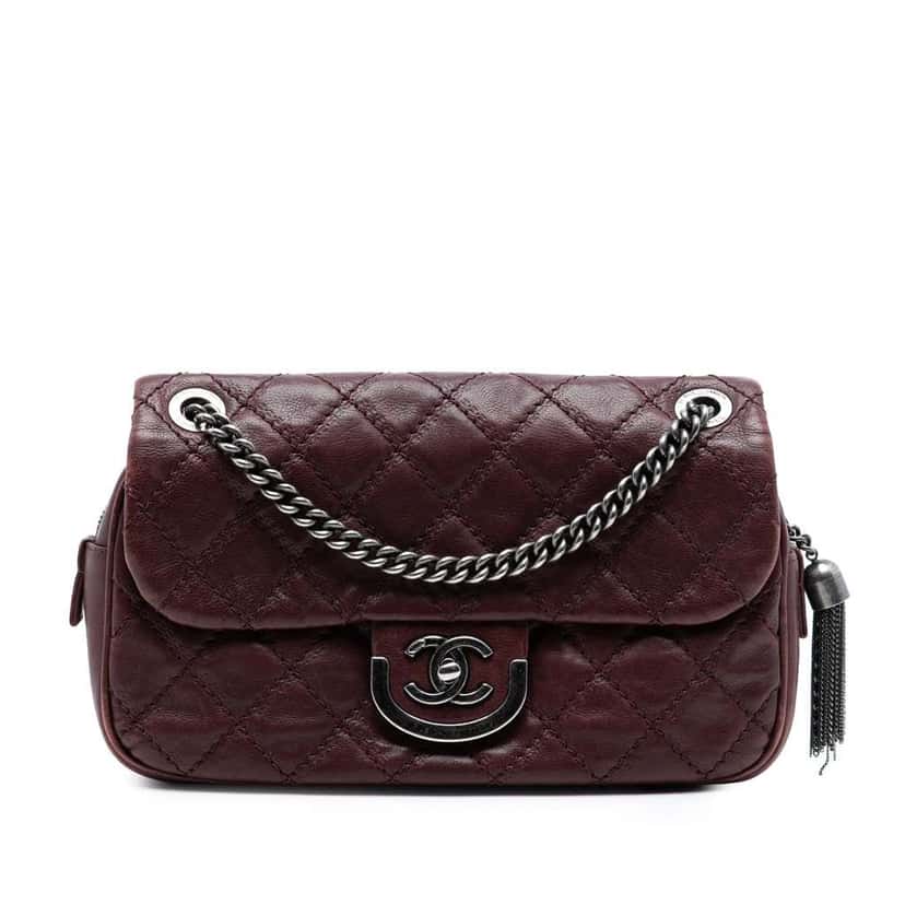 Chanel Paris Edinburgh Medium Calfskin Coco Sporran Flap Red Leather Good condition - Front View
