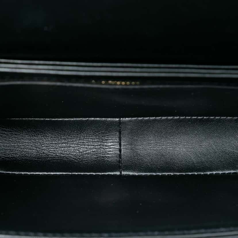 Celine Teen Shiny Calfskin Triomphe Crossbody Black Leather Very good condition - Model View