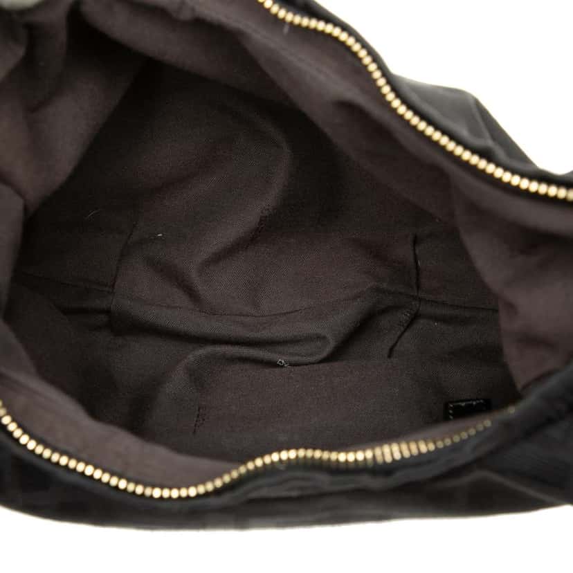 Fendi Zucca Canvas Chef Chain Hobo Bag Brown Canvas Very good condition - Model View