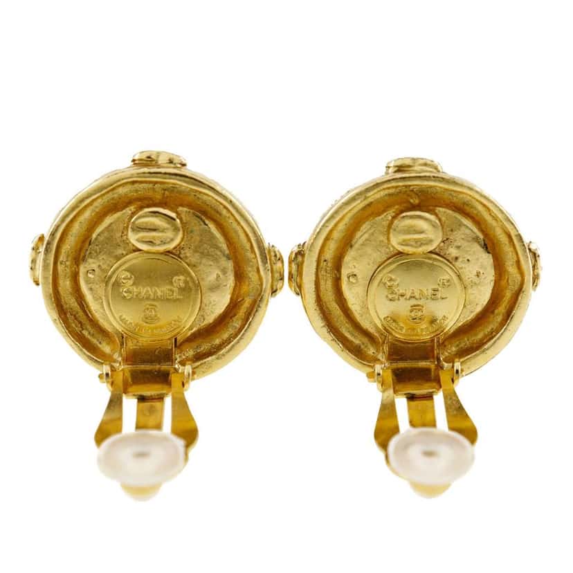 Chanel CC Gold Plated Round Clip On Earrings Gold Metal Very good condition - Back View