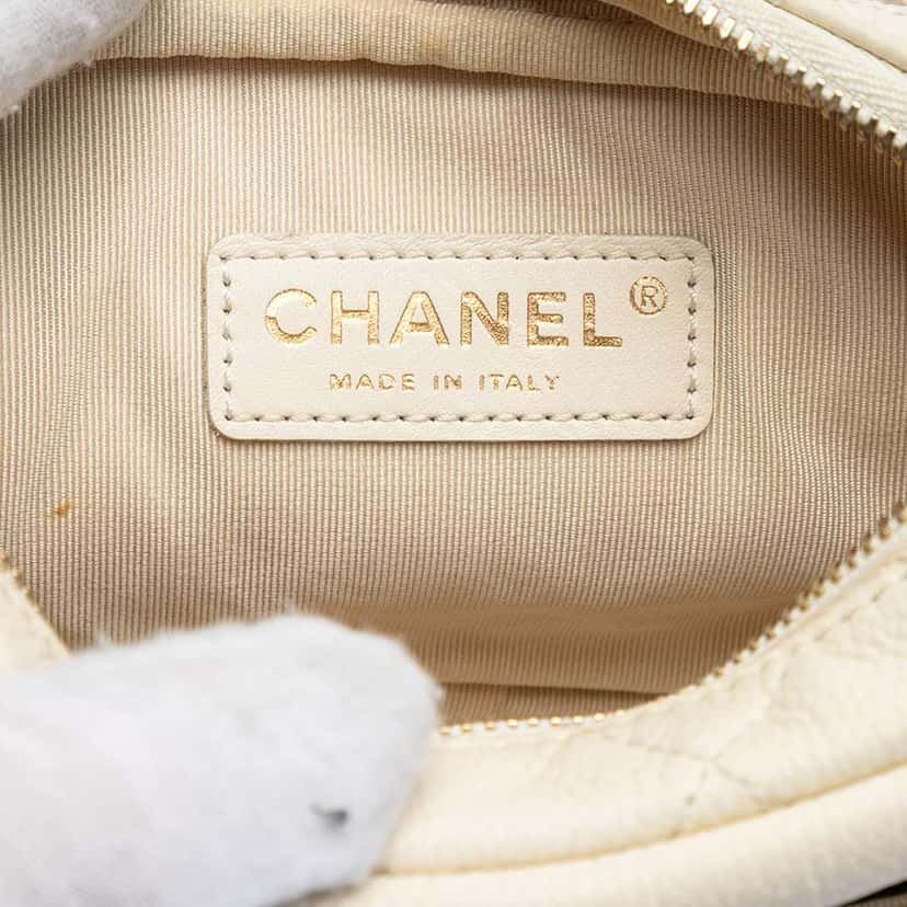 Chanel Mini Quilted Caviar Coco Tassel Camera Case White Leather Very good condition - Box View