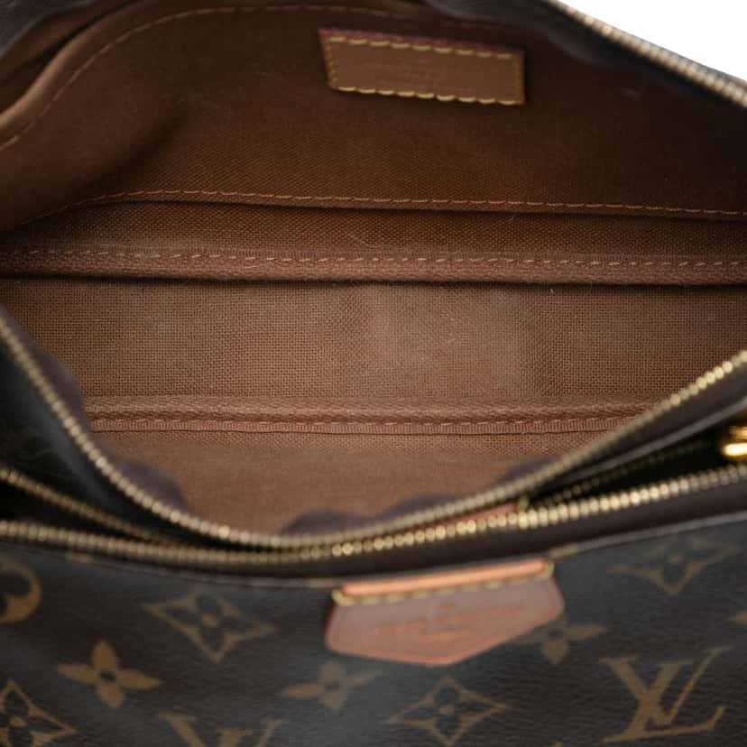 Louis Vuitton Monogram Multi Pochette Accessoires Brown Very good condition - Model View