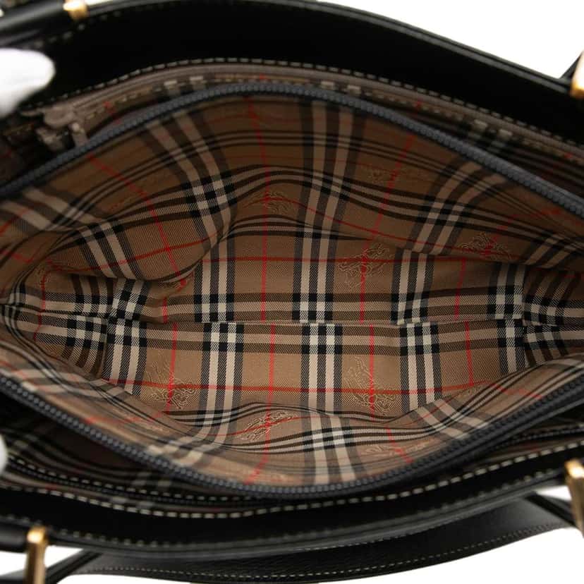 Burberry Leather Tote Black Leather Very good condition - Model View