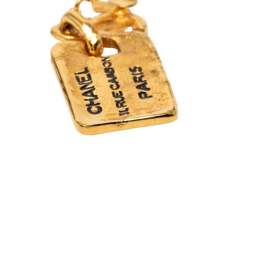 Chanel Gold Plated 31 Rue Cambon Drop Clip On Earrings Gold Metal Fair condition - Model View