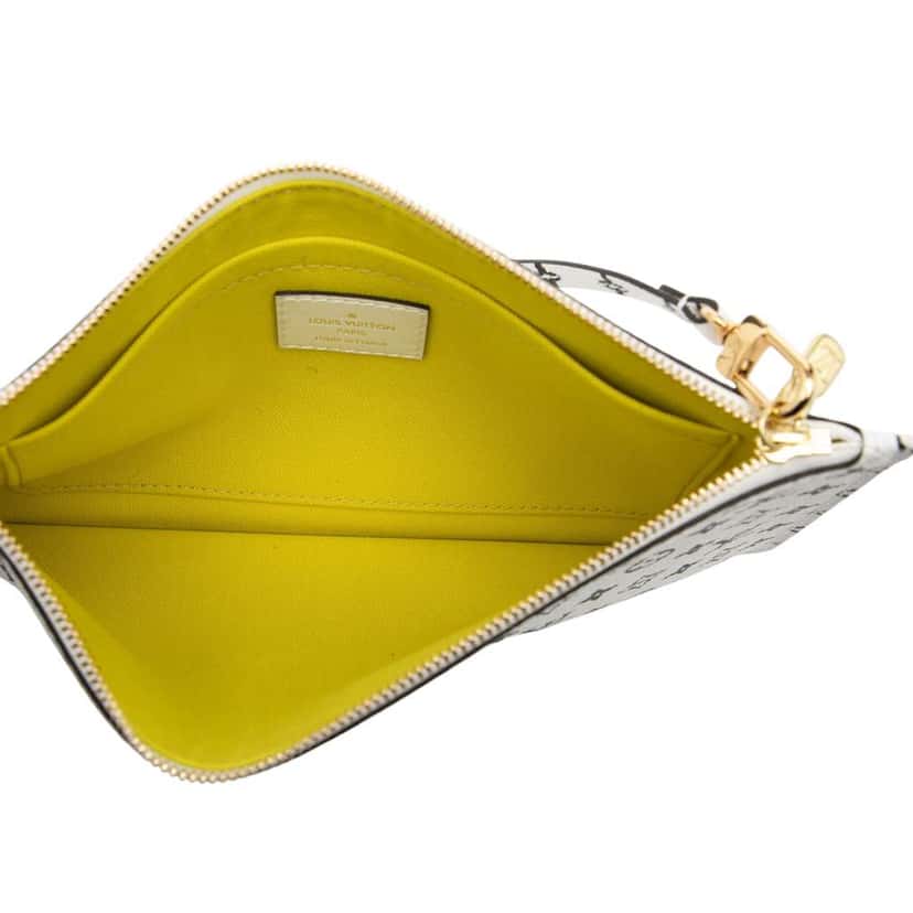 Louis Vuitton Bicolor Monogram Giant Neverfull MM Pouch White Very good condition - Model View