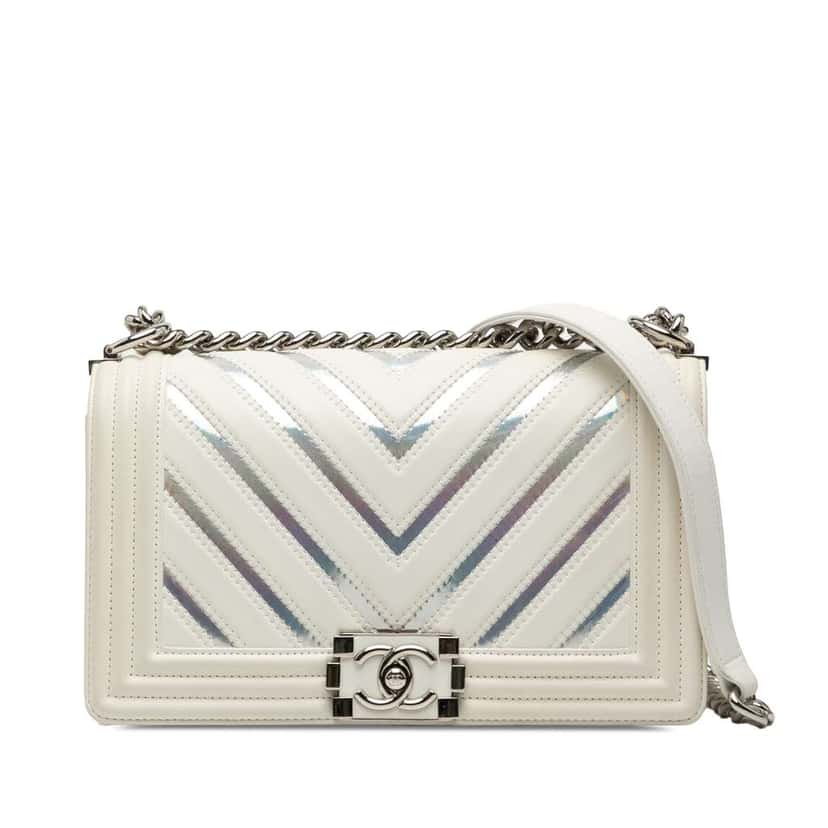 Chanel Old Medium Chevron Lambskin and Iridescent PVC Boy Flap White Leather Very good condition - Front View
