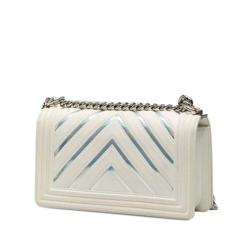 Chanel Old Medium Chevron Lambskin and Iridescent PVC Boy Flap White Leather Very good condition - Back View