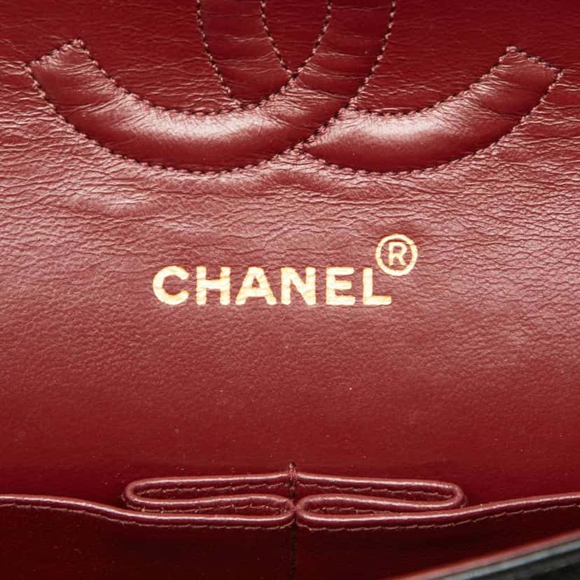 Chanel Medium Classic Lambskin Double Flap Black Leather Good condition - Box View