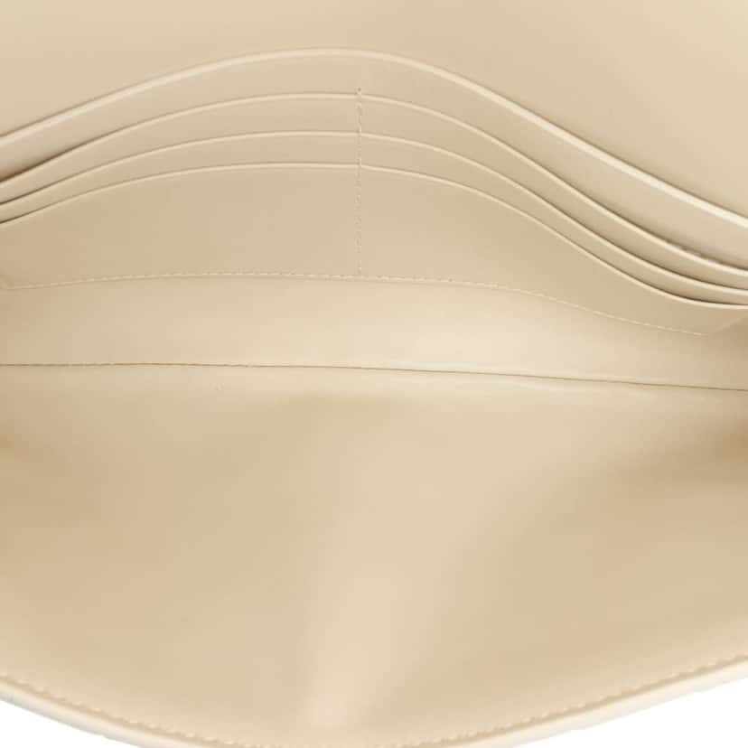 Bottega Veneta Lambskin Intrecciato Andiamo Clutch White Leather Very good condition - Model View