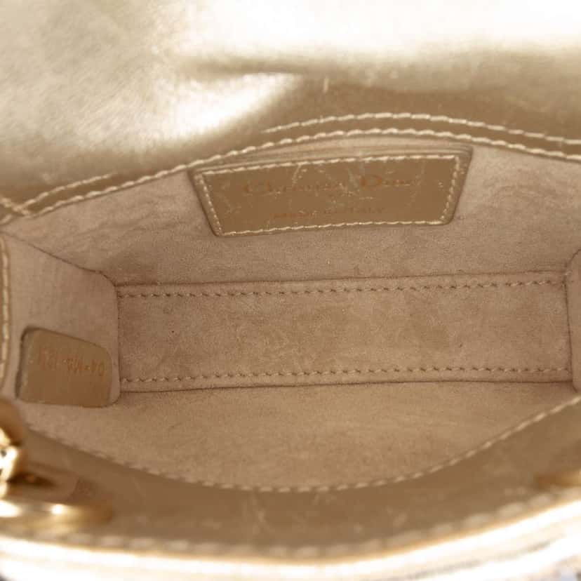 Dior Micro Metallic Calfskin Cannage Beaded Lady Dior Gold Leather Good condition - Model View