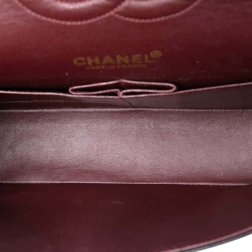 Chanel Medium Classic Lambskin Double Flap Black Leather Good condition - Model View