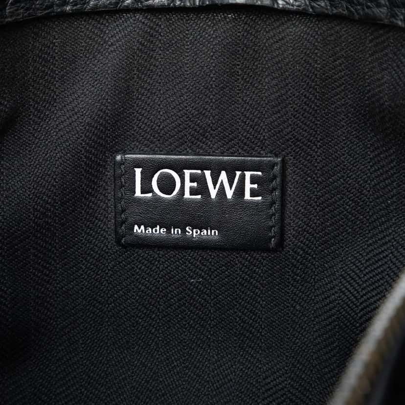 Loewe Embossed Anagram Leather Repeat T Clutch Black Leather Good condition - Box View