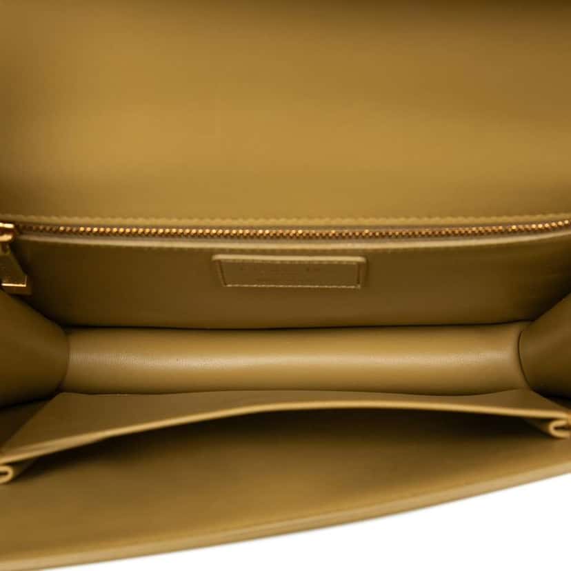 Dior Leather 30 Montaigne Flap Brown Leather Very good condition - Model View