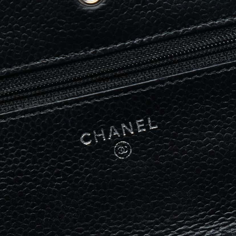 Chanel CC Quilted Caviar Wallet on Chain Black Leather Good condition - Box View