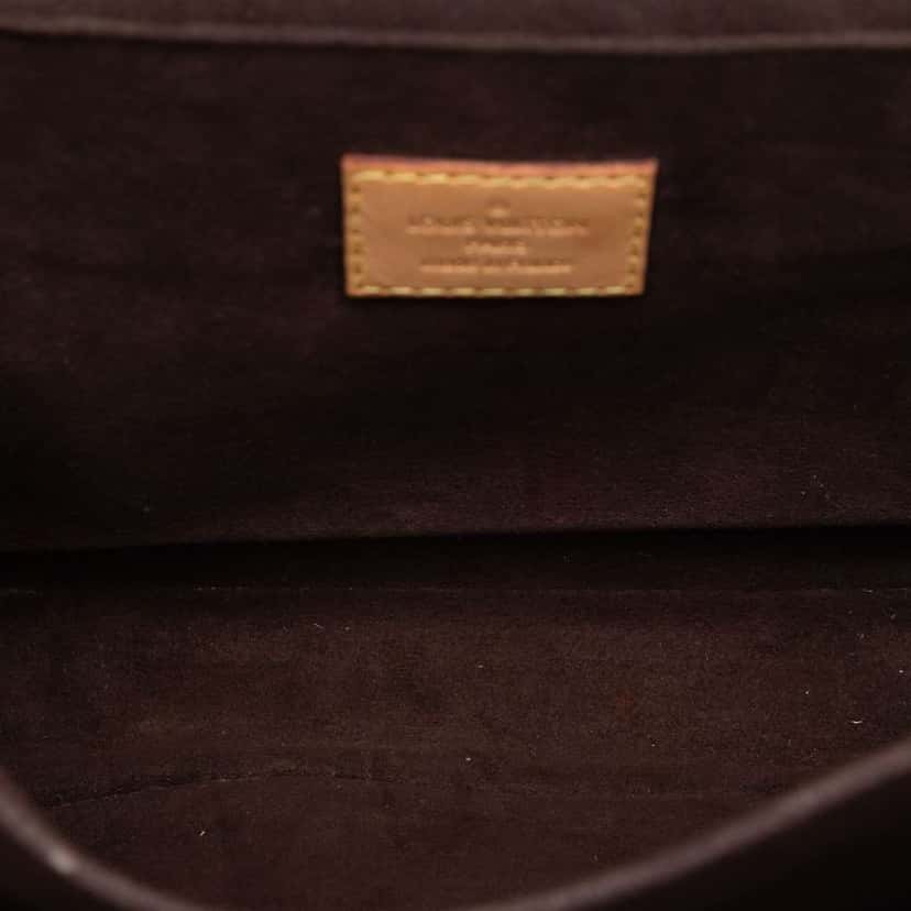 Louis Vuitton Monogram Pochette Metis Brown Very good condition - Model View