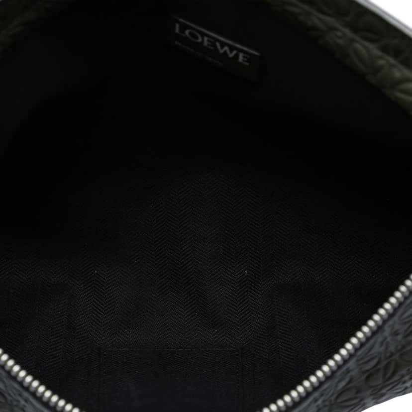 Loewe Embossed Leather Anagram Repeat T Clutch Green Leather Good condition - Model View