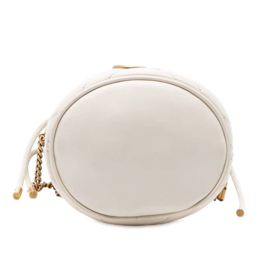 Gucci Small GG Marmont Leather Matelasse Bucket Bag White Leather Very good condition - Inside View
