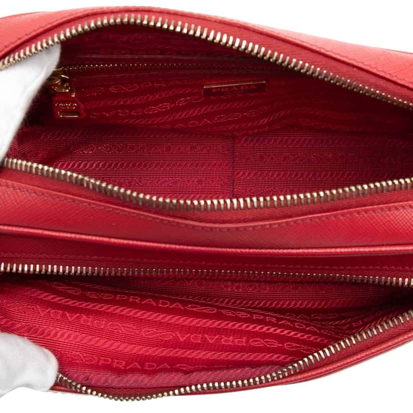 Prada Saffiano Crossbody Red Leather Very good condition - Model View