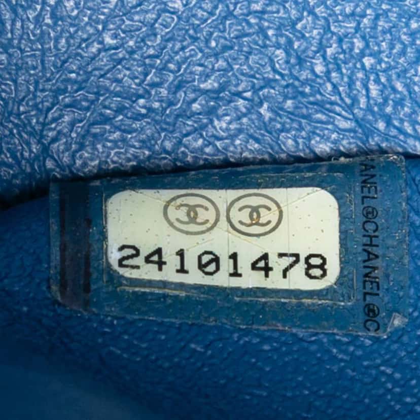 Chanel Medium Classic Lambskin Double Flap Blue Leather Very good condition - Box View