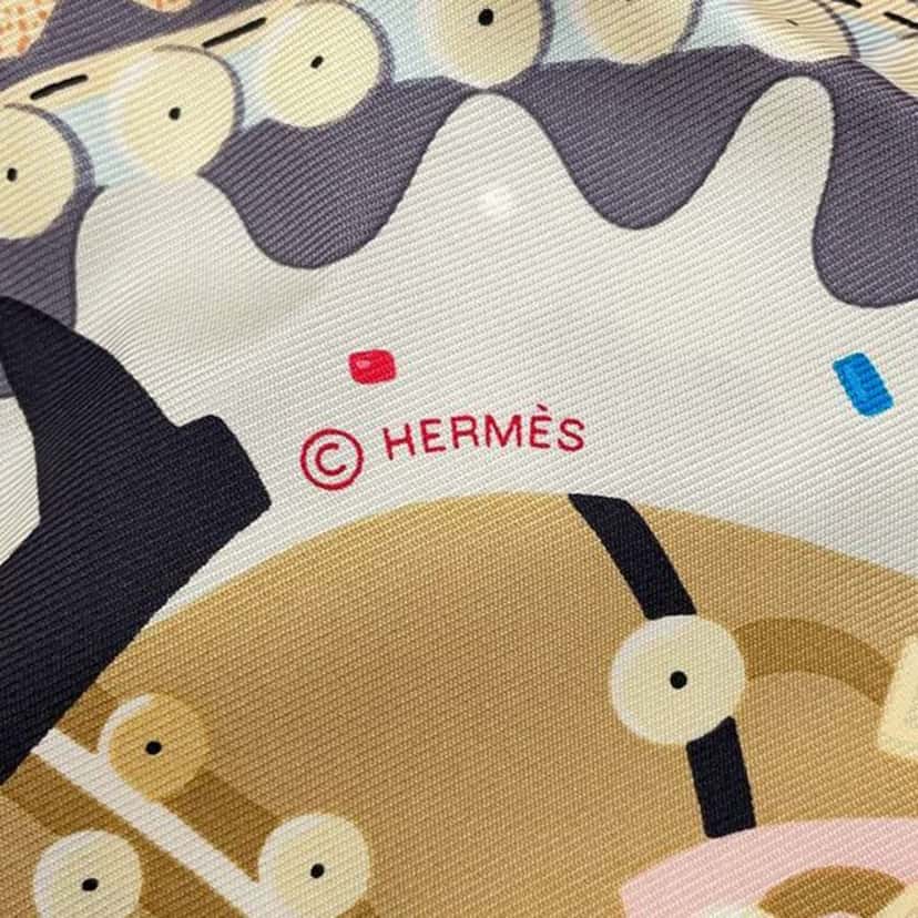 Hermès Costume de Fete Silk Scarf 90 Brown Silk Good condition - Inside View