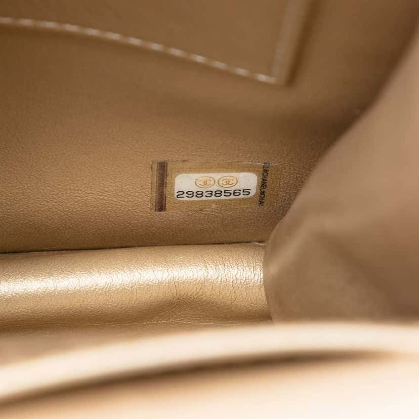 Chanel Small Goatskin Chic Pearls Flap Black Leather Very good condition - Box View