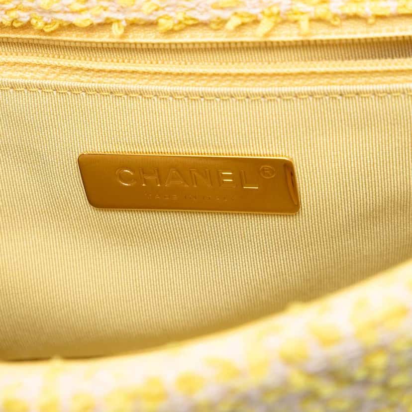 Chanel Medium Tweed 19 Flap Yellow Tweed Good condition - Box View