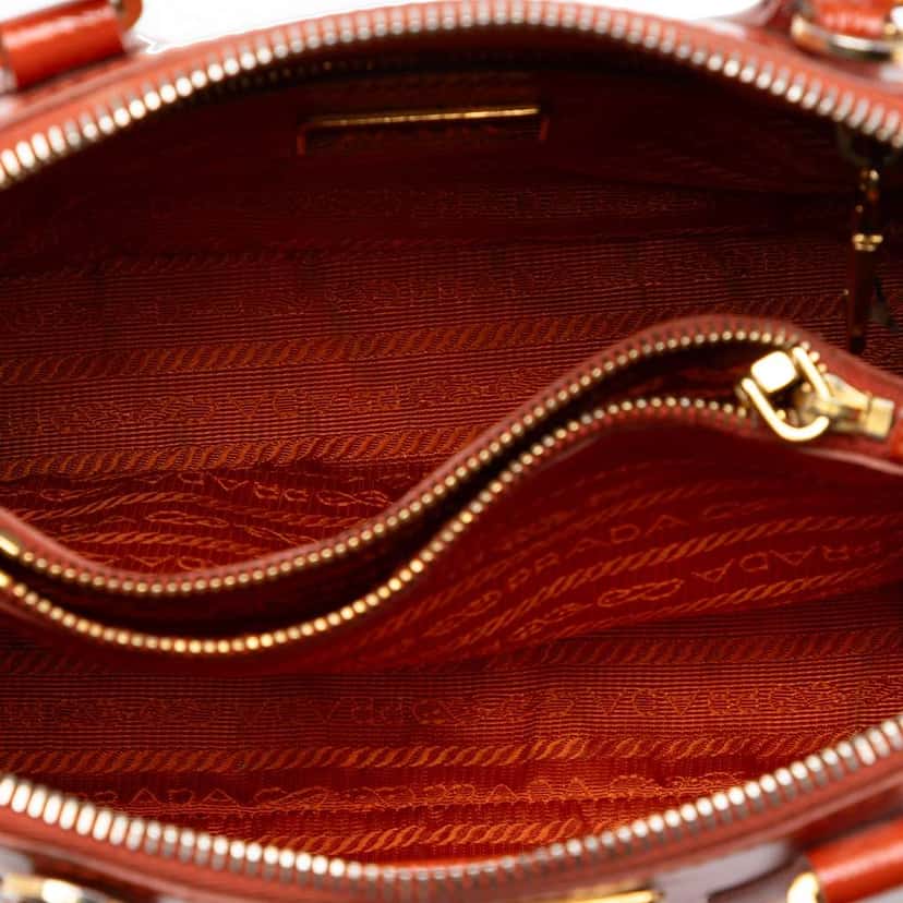 Prada Small Saffiano Vernice Promenade Satchel Orange Leather Good condition - Model View