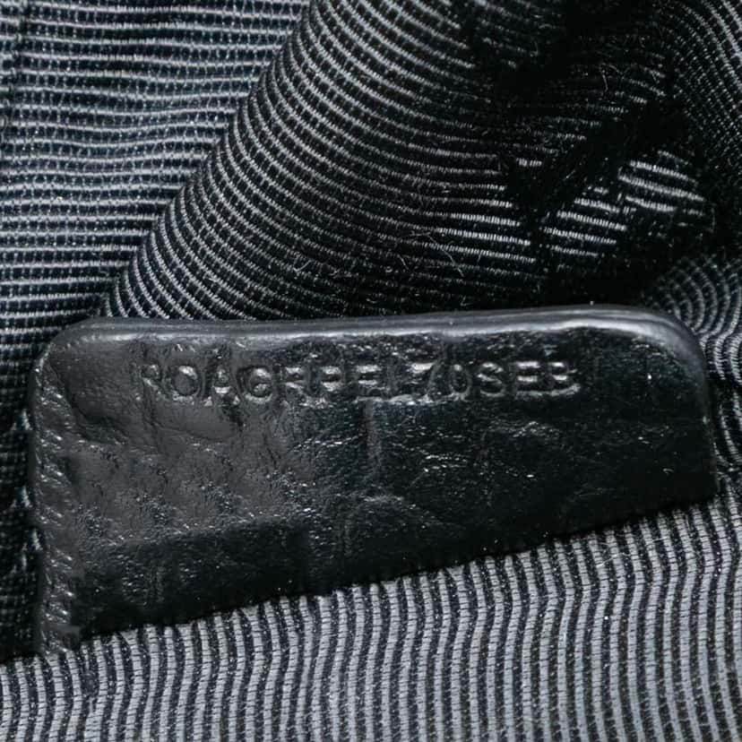 Burberry Medium Grained Leather Clifton Satchel Black Leather Very good condition - Box View