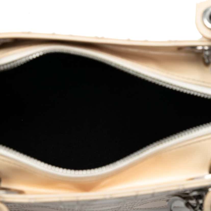 Dior Medium Patent Cannage Stitched Lady Dior Brown Leather Very good condition - Model View