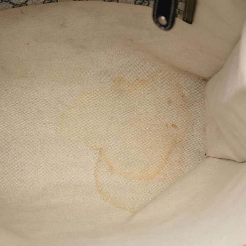 Gucci GG Supreme Web Tote Brown Canvas Very good condition - Model View