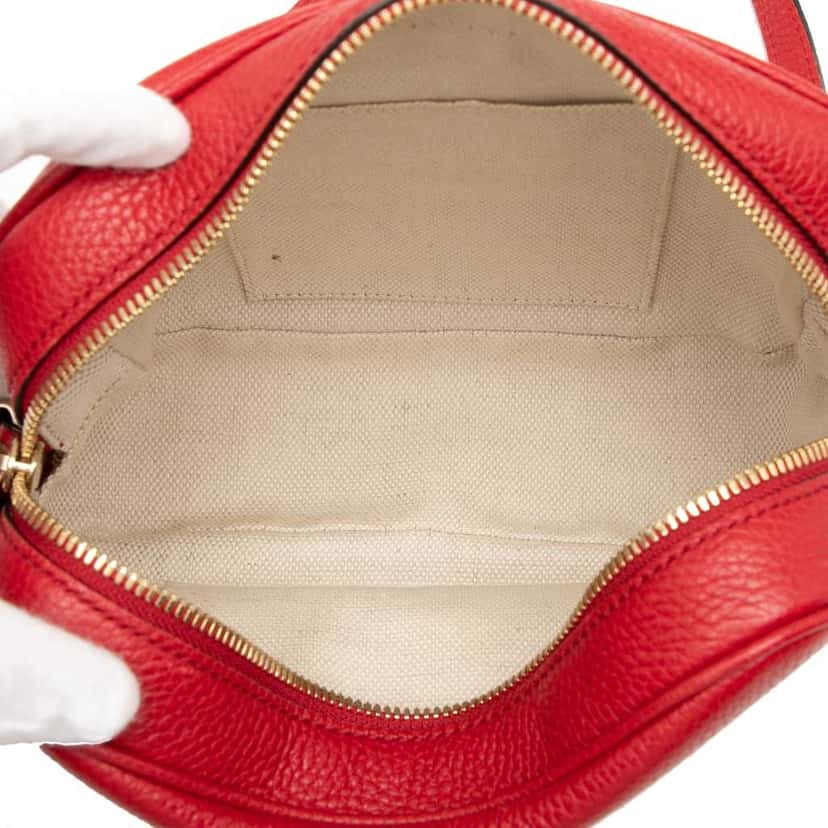 Gucci Leather Soho Disco Crossbody Red Leather Good condition - Model View
