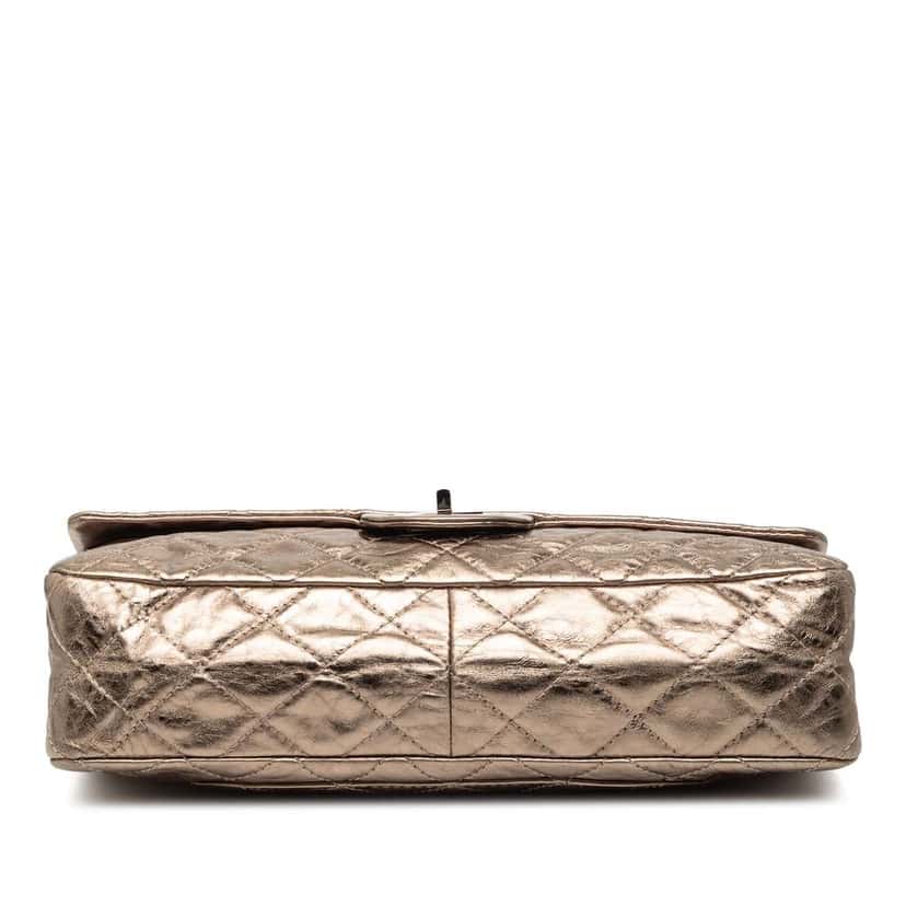 Chanel Metallic Aged Calfskin Reissue 2.55 Double Flap 227 Gold Leather Good condition - Inside View